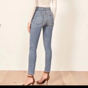 REFORMATION JEANS.    🤩🤩🤩PRICE IS NOW FIRM